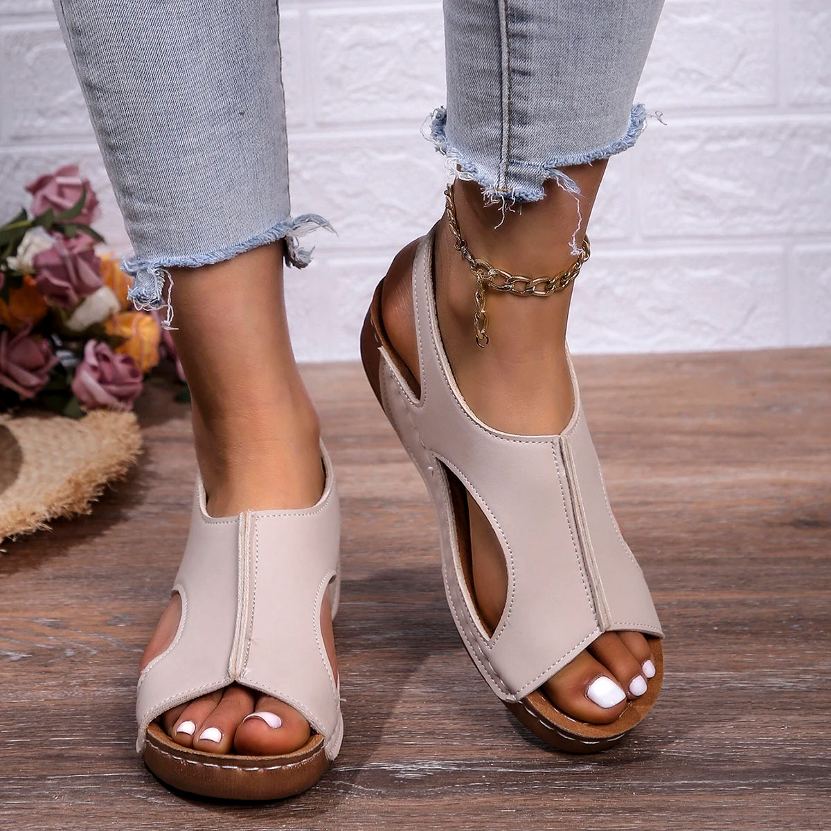 Women's Med Heels Platform Sandals 2024 Summer Peep Toe Casual Clogs Shoes Woman Pu Leather Wedges Roman Sandalias Mujer
