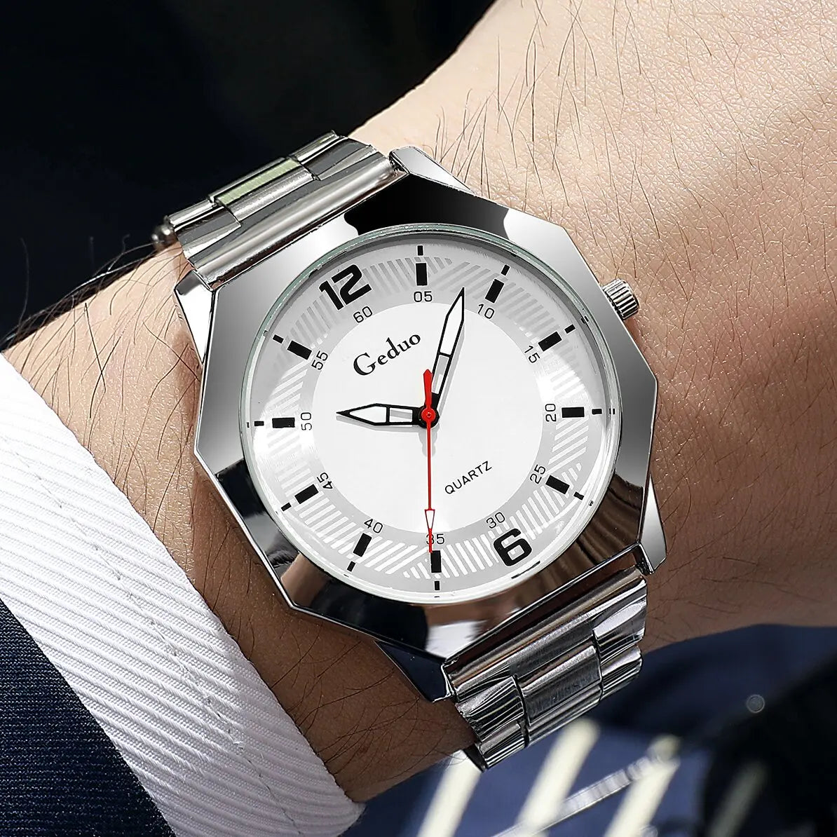 Fashion Men Quartz Watch Casual Analog Alloy Men's Wristwach High Quality Montre Homme