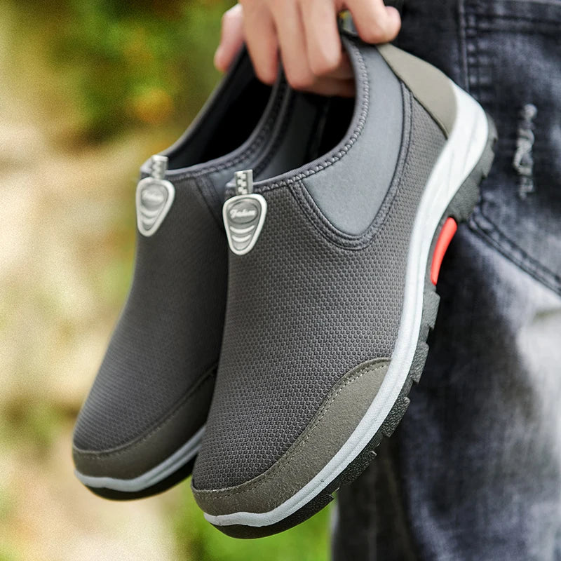 Summer Mesh Men's Casual Shoes Lightweight Sneakers Men Breathable Slip on Mens Loafers Outdoor Walking Shoes Zapatillas Hombre