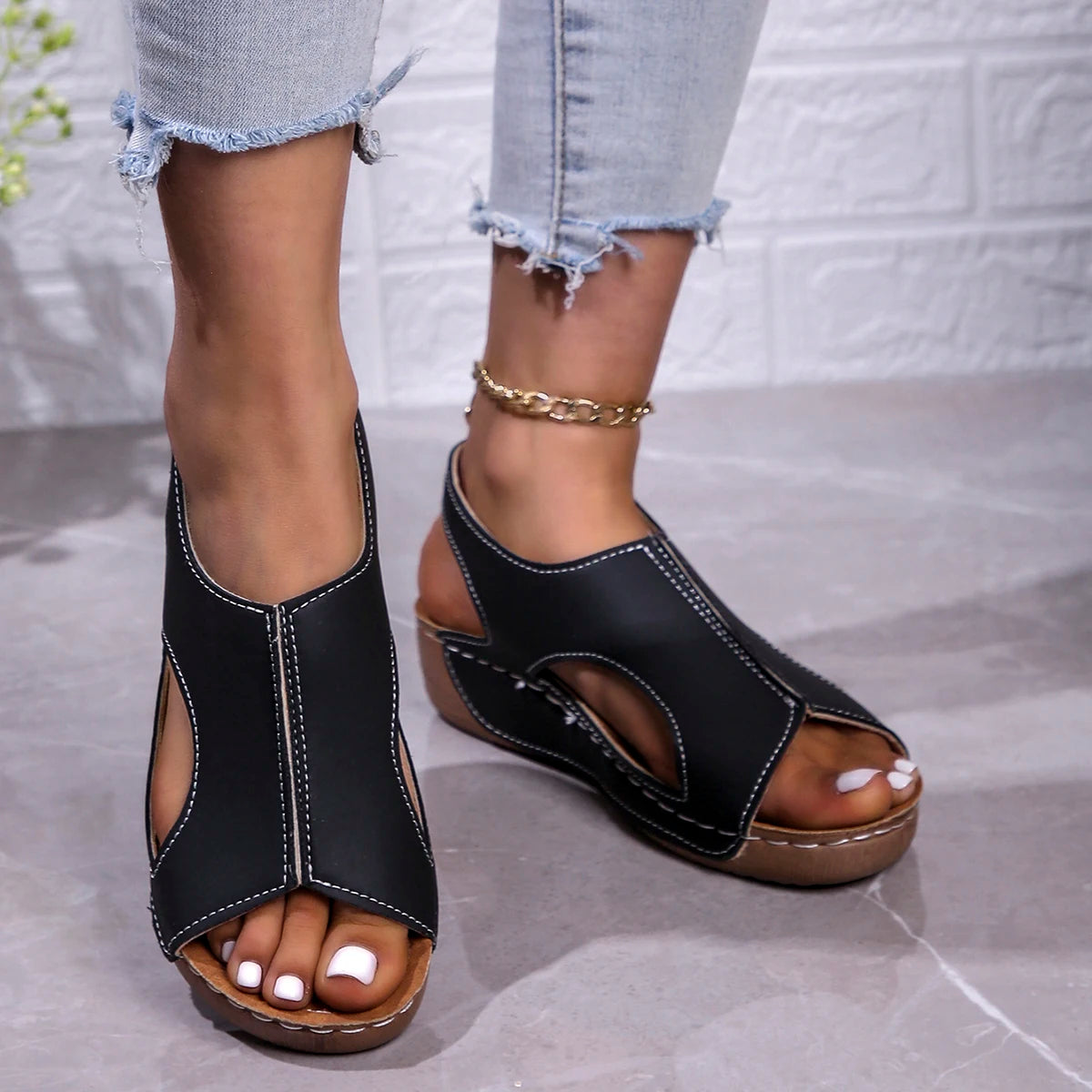 Women's Med Heels Platform Sandals 2024 Summer Peep Toe Casual Clogs Shoes Woman Pu Leather Wedges Roman Sandalias Mujer
